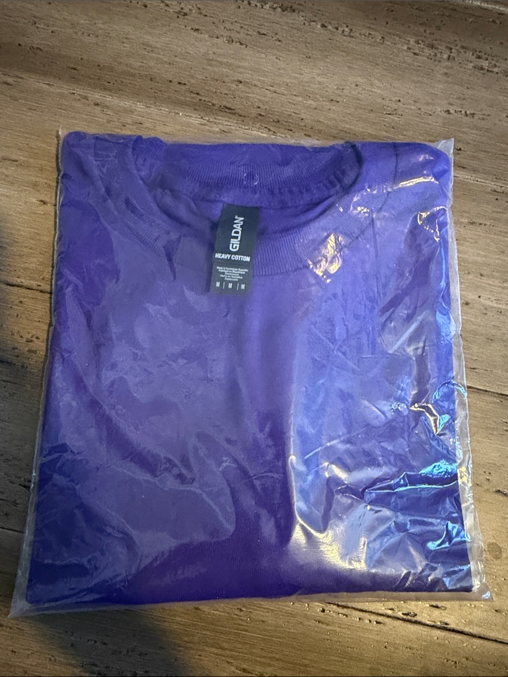 Gildan Heavy Cotton T-Shirt in Purple